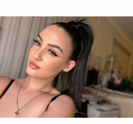 elouisemayy pornstar naked galleries