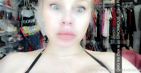 nikkidelano star nice photo