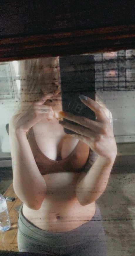 blamevalerie pornstar nudes photos