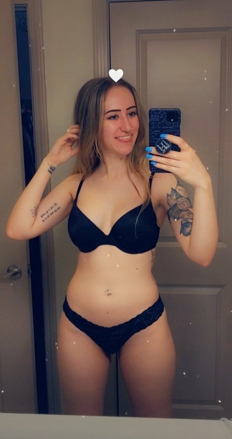 blamevalerie model hot archive