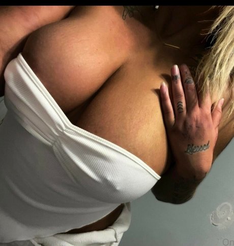 Meya Taylor hot star picture