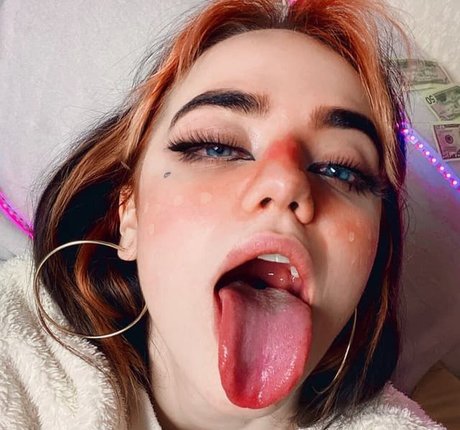 mooanna erotic pornstar photo