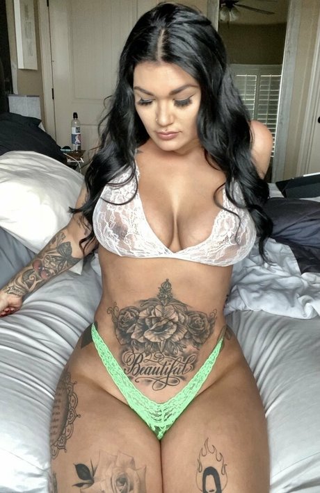 tatted baddie69 star xxx image
