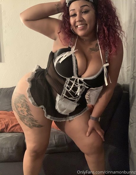 cinnamonbunnz beautiful pornstar images