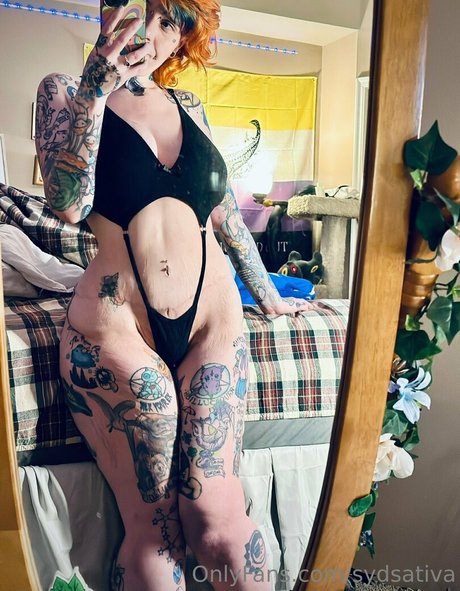 sydsativa erotic model img