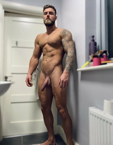 mattygilbert91 nudes star archive