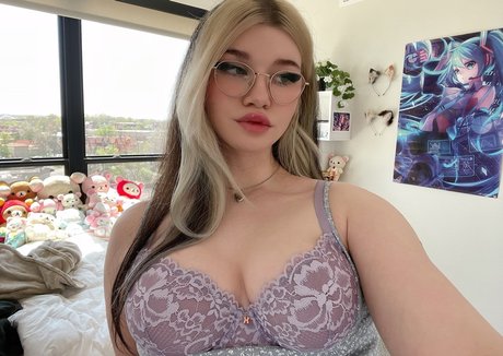 Luvvful hd pornstar pics