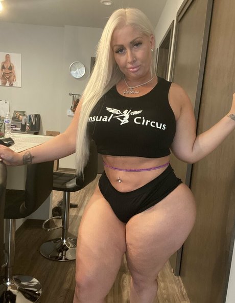 mzdanibadgirl pornstar sexy pics