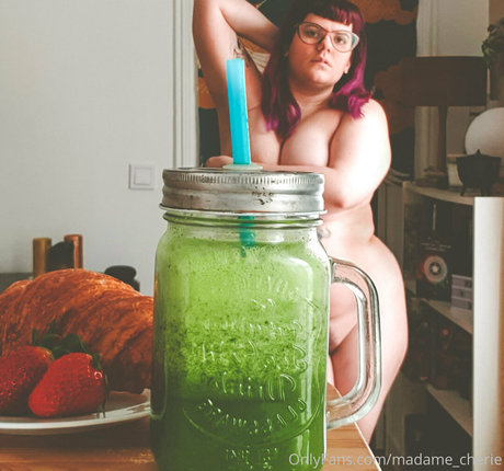 madame cherie star naked picture