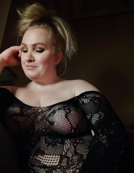 swedishbutterball best model image