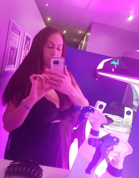 sexyemmabutt best model pictures