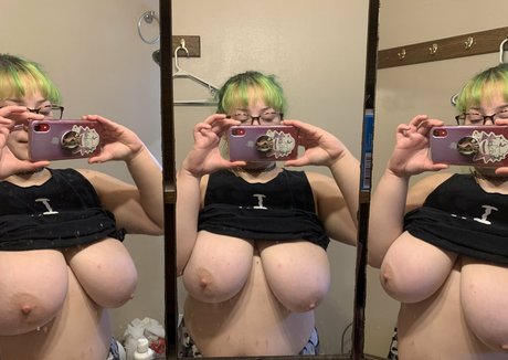 amateur wife onlyfans sexy nude picture