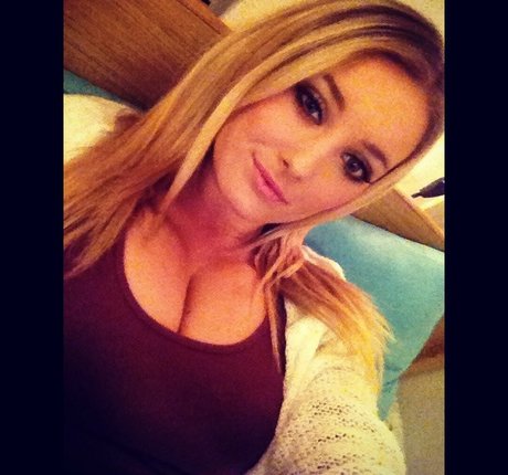 short hair teen onlyfans pretty photos