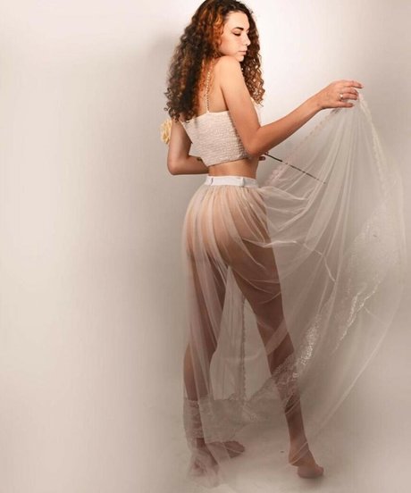 Eden Ayalon model pretty image
