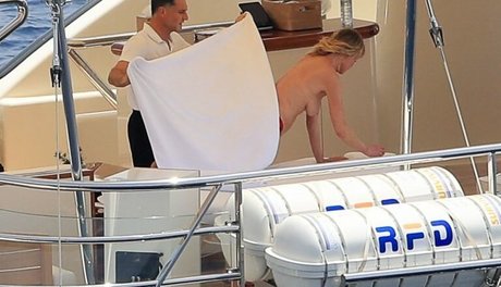 Melanie Griffith exclusive star picture