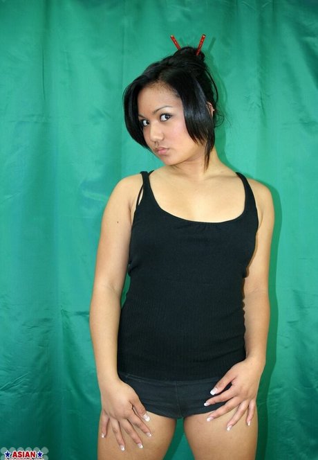 Lana Violet nudes model pic