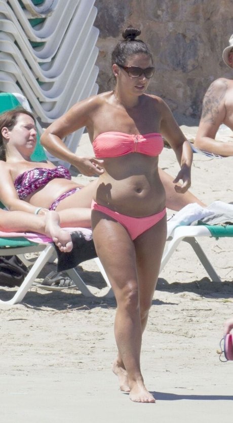 Hayley Tamaddon nudes model images