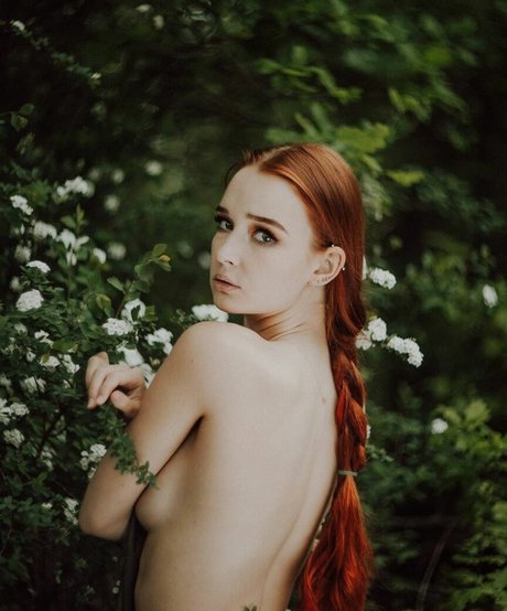 xborderline naked pornstar pic