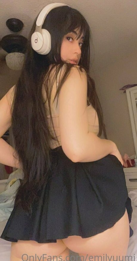 Emilyuumi pornstar perfect image