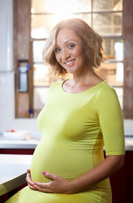Lucy Jo Hudson exclusive model picture