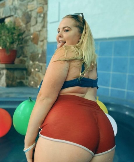 sexy milf onlyfans adult galleries