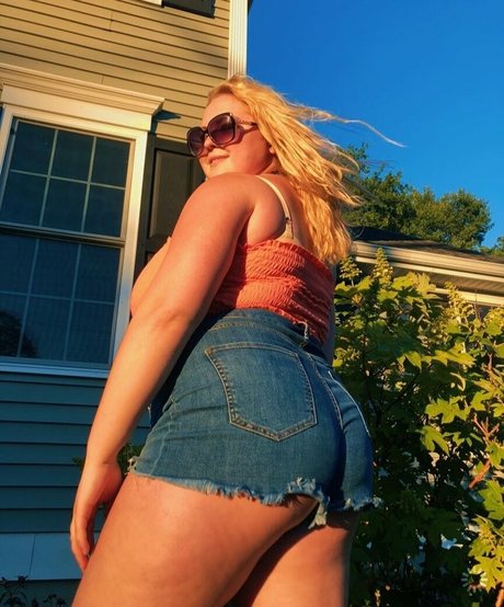 Amberly pornstar best picture