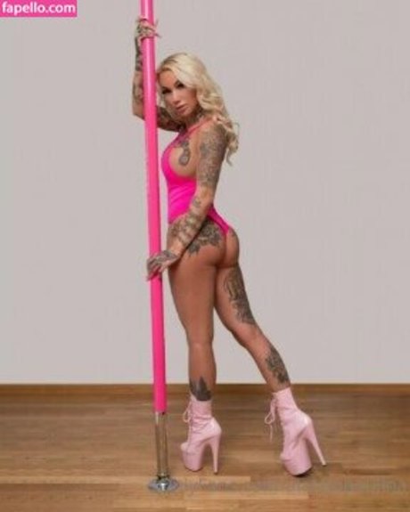 Paulina Alatalo naked pornstar galleries