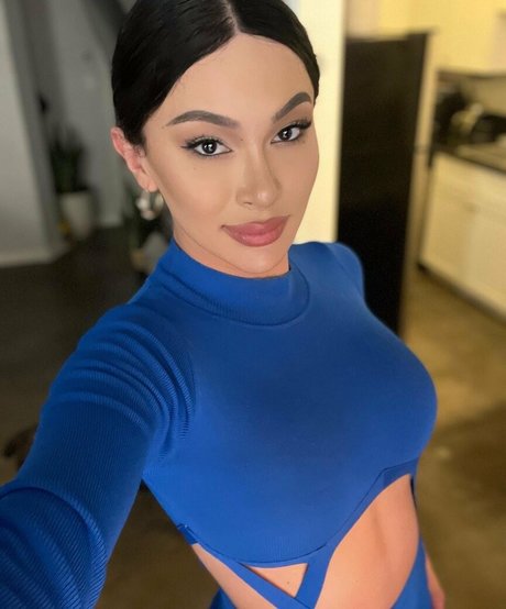 Andylynn Payne hd actress photos