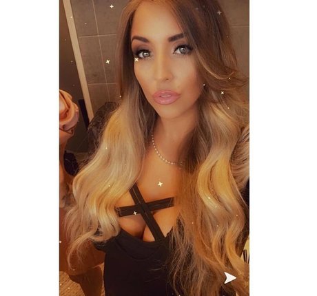 Whispah gaming pretty pornstar photo