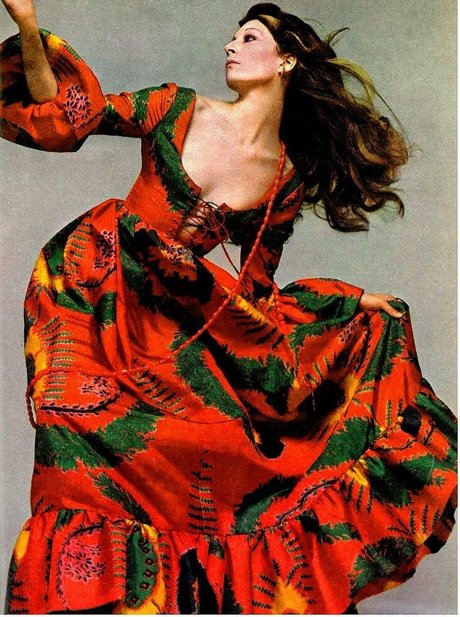 Anjelica Huston star exclusive pictures