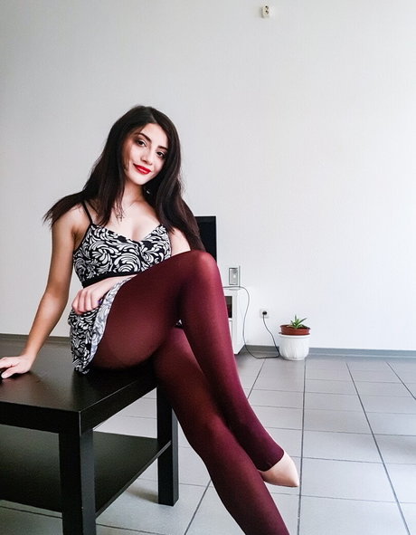 Ana Allabout nude star image