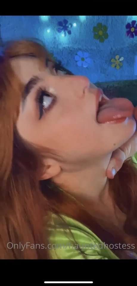 Haunted Hostess model best pics