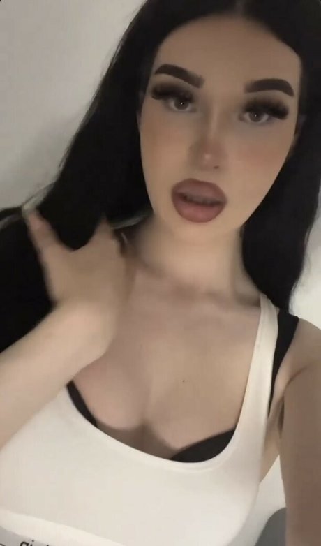 Lu Aaliyah pornstar xxx image