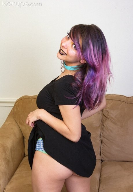 Snuggle Bug star xxx photo