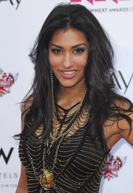 Janina Gavankar star pornographic photos