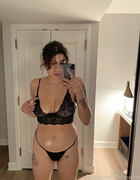 Edensgard3n erotic pornstar image