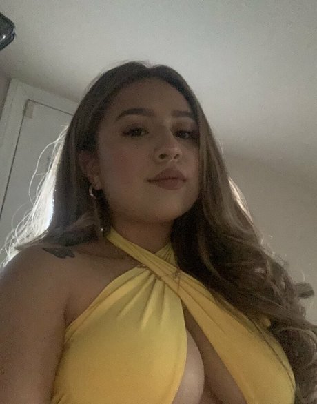 Unique Palacios model hot photos