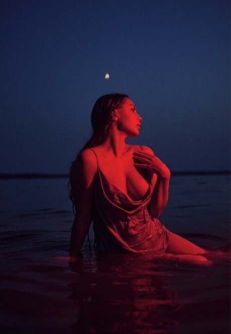 Kristina Azaronak erotic model photos
