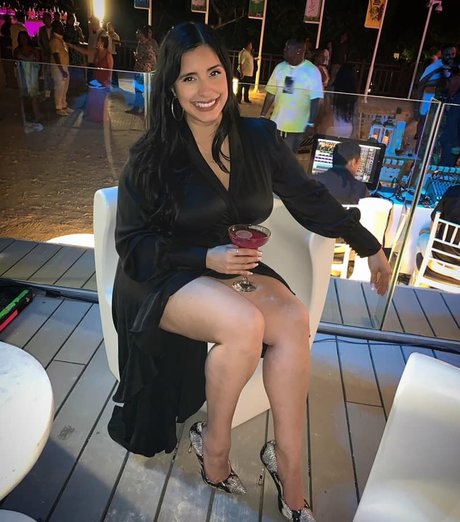 Laura Stylez porn star pictures