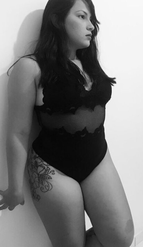 Thallyta Araujo star erotic pic