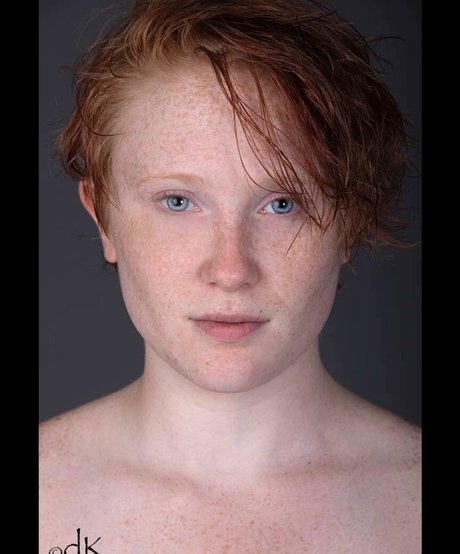 Izzabella Robbins perfect model gallery