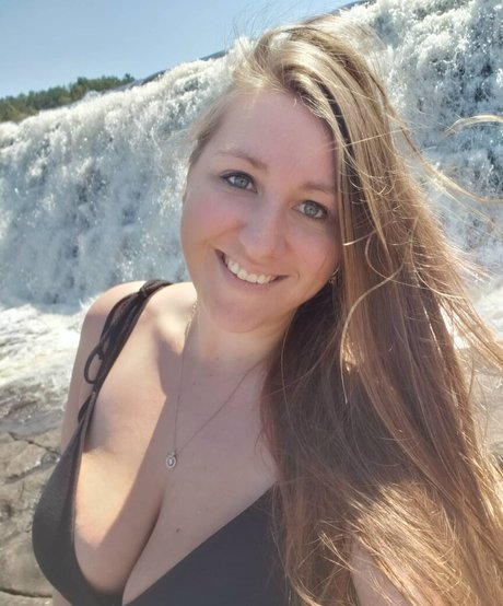 Caityy Cakesss top star gallery