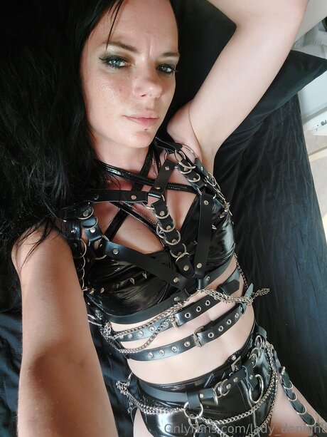 Lady Denight erotic model picture