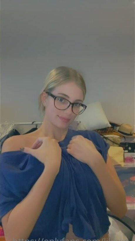 lilrose  profile image