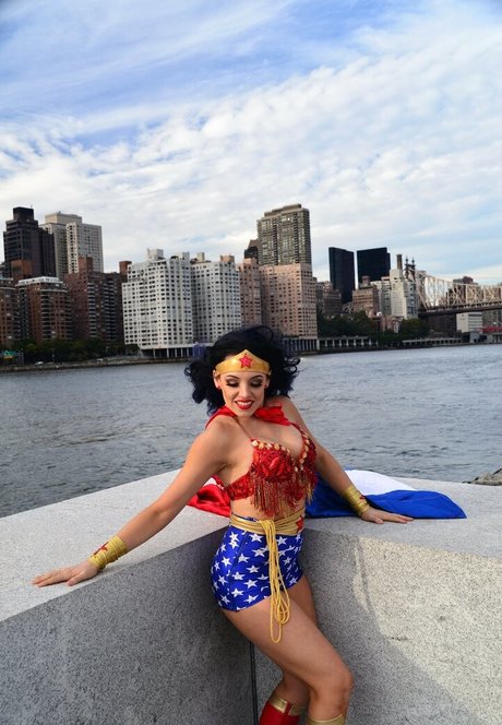 PussNYC nudes actress pic