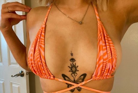Kaitlyn Ford pornstar art gallery