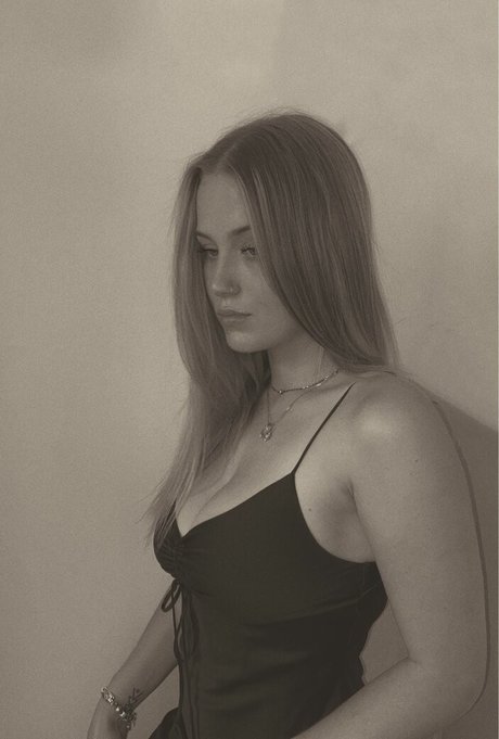 Madisun Sullivan pornstar nude images