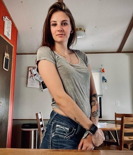 Meghan Callantine star erotic pics