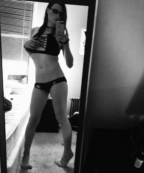 Ava Shade best model photo