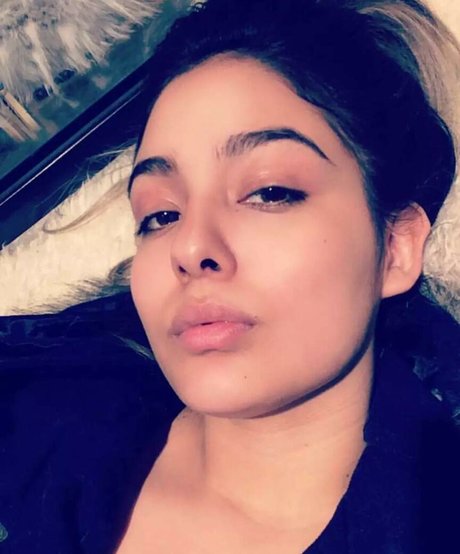 Esmeralda Quintero pornstar sex img